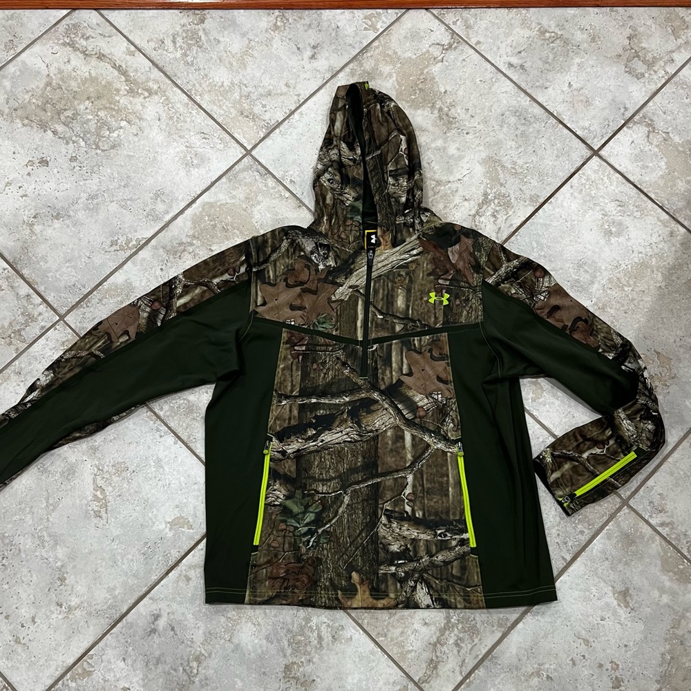 Under Armour Men’s Cold Gear Half Zip Sweatshirt